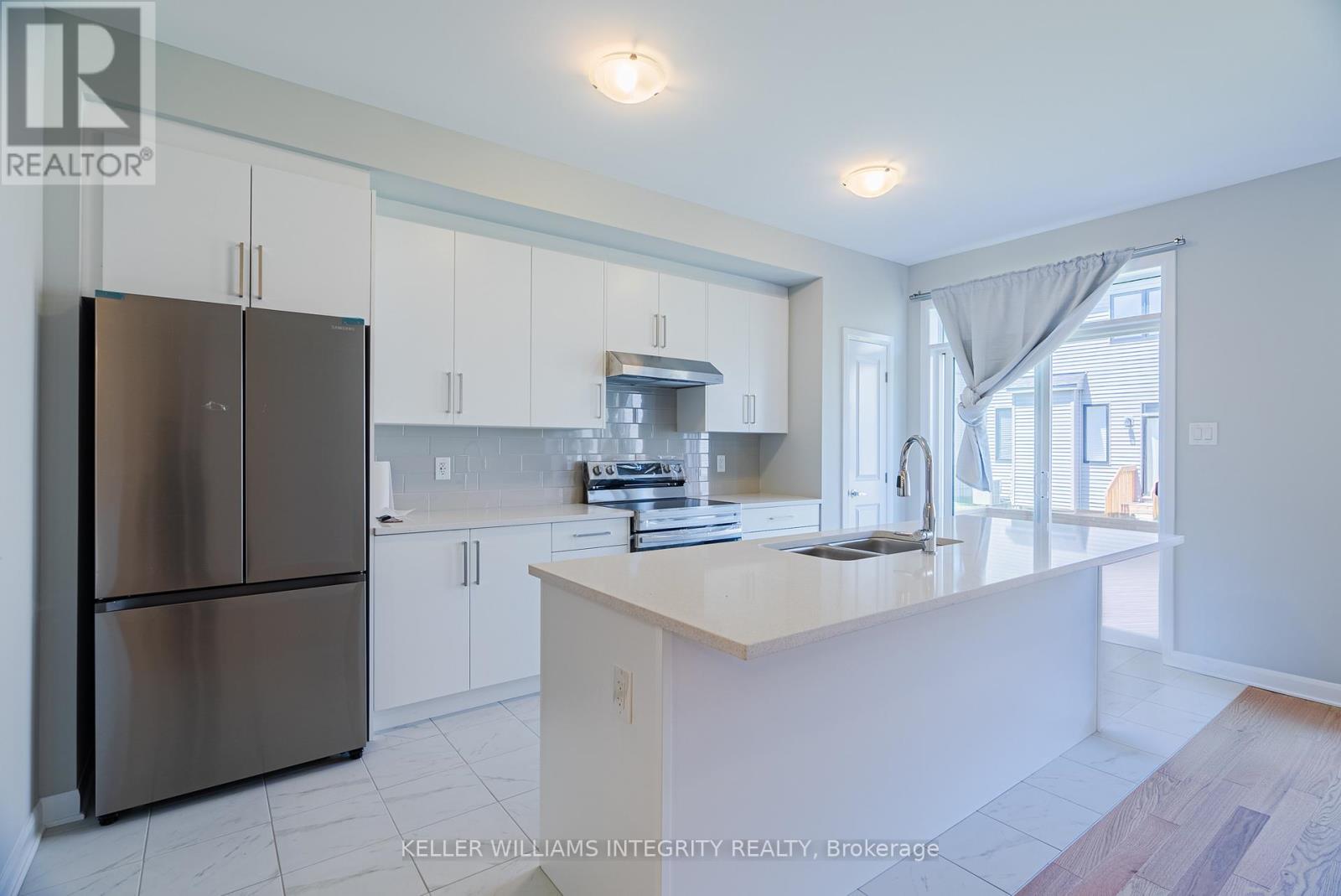 96 Osler Street E, Ottawa, Ontario  K2W 0K8 - Photo 9 - X12220028