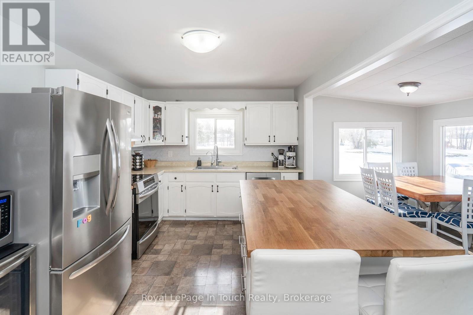 164 Duck Bay Road, Tay, Ontario  L0K 2C0 - Photo 20 - S12211897