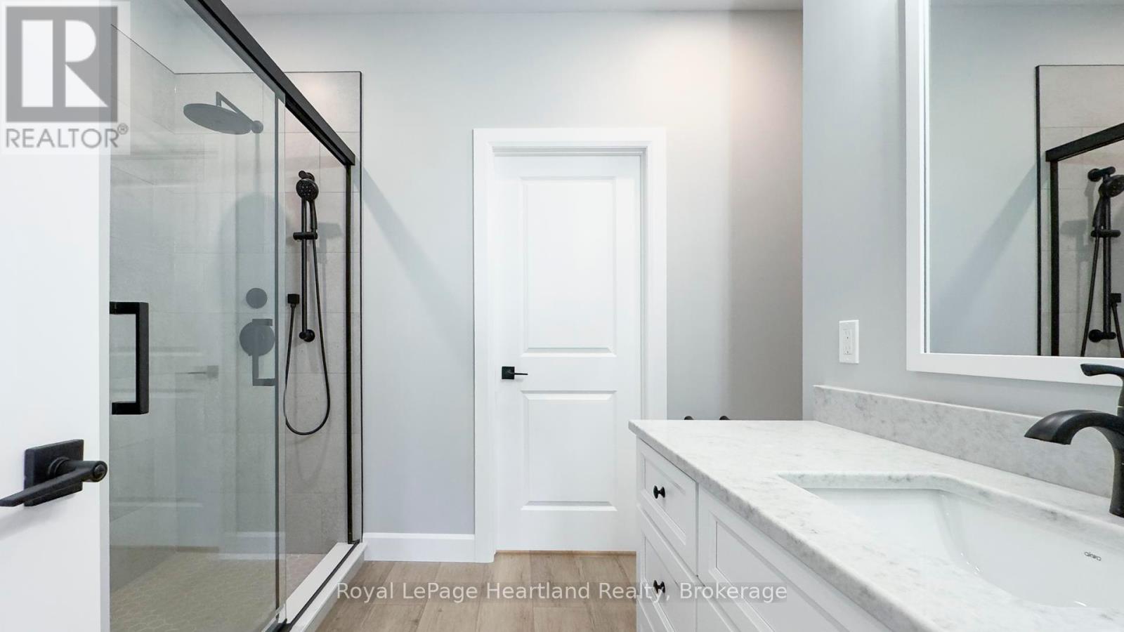 455 Woodridge Drive, Goderich, Ontario  N7A 0C7 - Photo 27 - X12220105