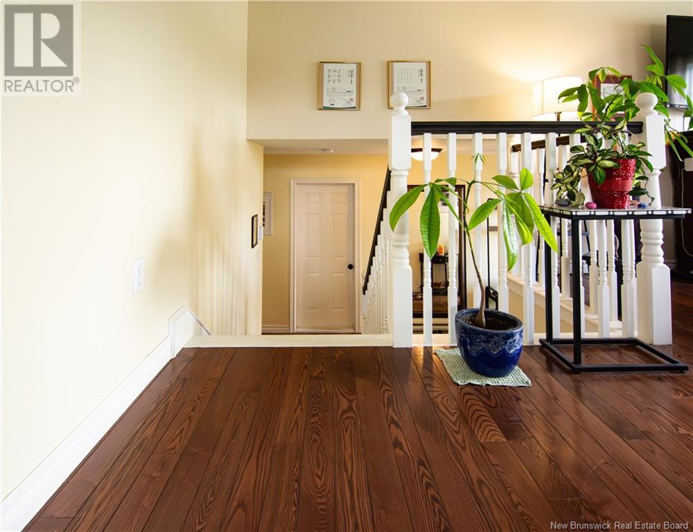 Property at 27 Carlton Drive image 3