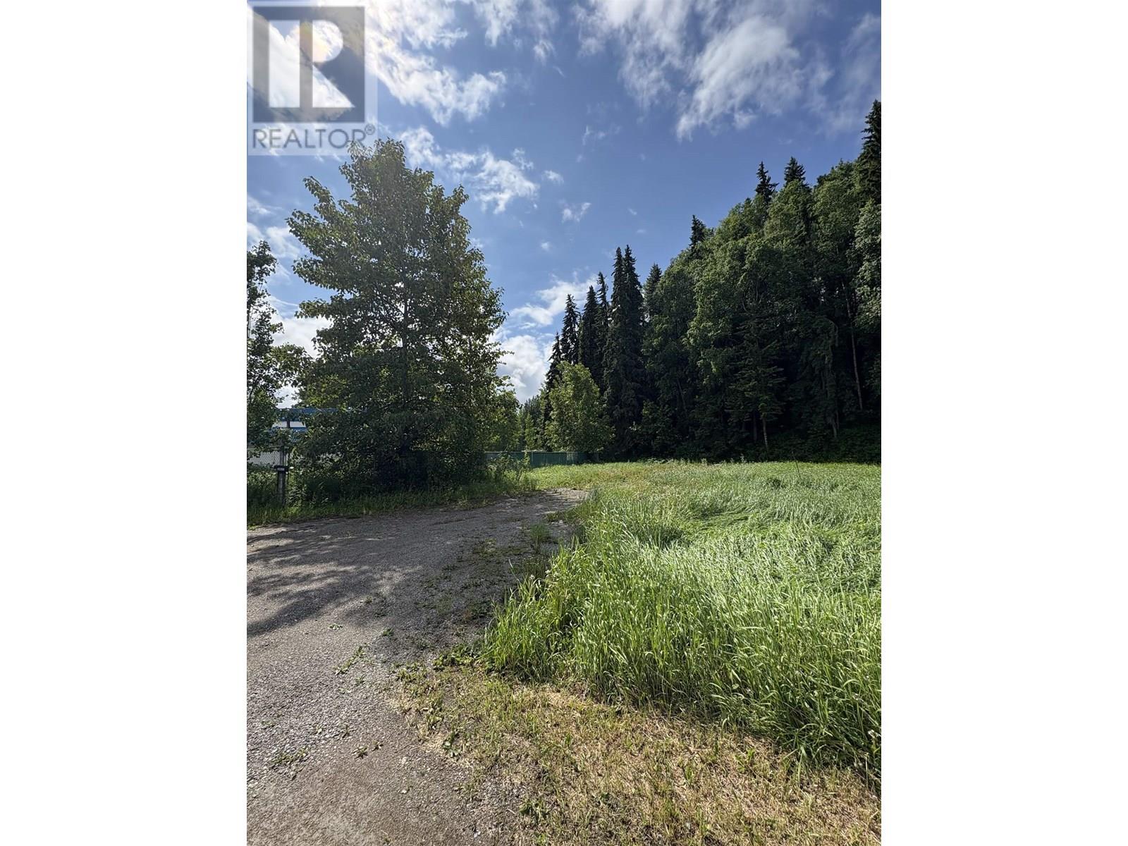 3831 W Kenworth Road, Prince George, British Columbia  V2K 1N9 - Photo 3 - R3015155