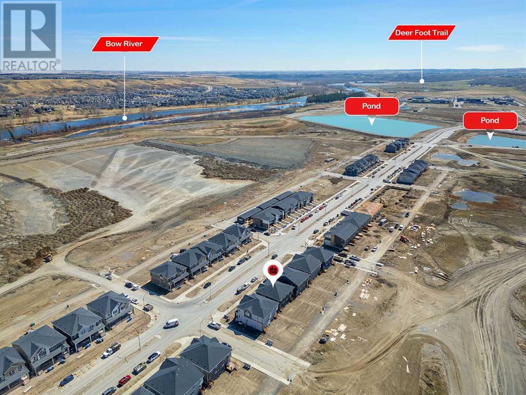 Property at 667 Wolf Willow Boulevard SE image 2