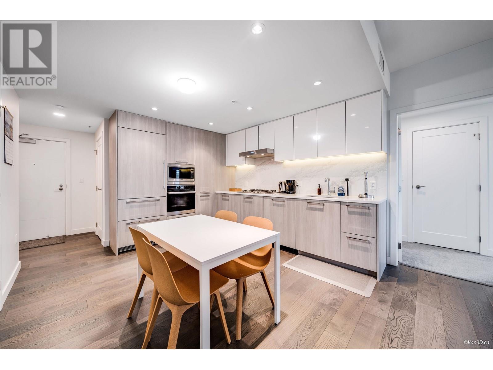 912 8160 Mcmyn Way, Richmond, British Columbia  V6X 0V2 - Photo 1 - R2973217