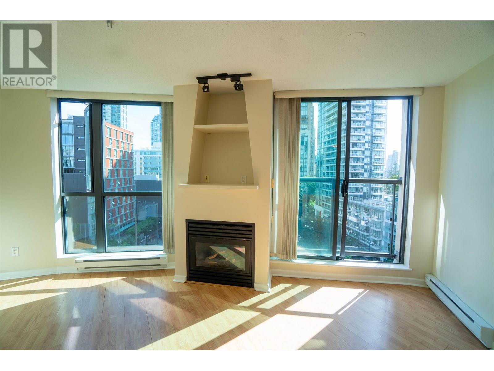 1008 501 Pacific Street, Vancouver, British Columbia  V6Z 2X6 - Photo 2 - R3015100