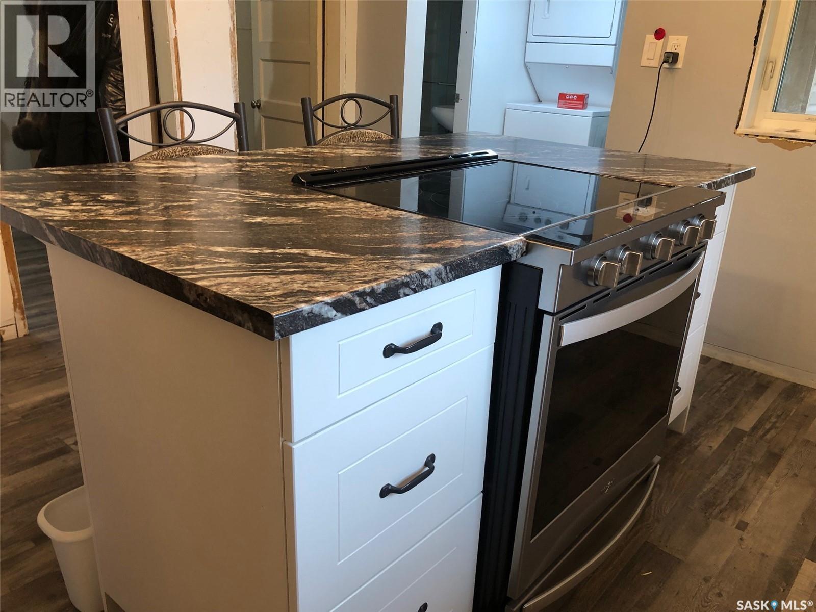 230 2nd Avenue W, Canora, Saskatchewan  S0A 0L0 - Photo 12 - SK009449