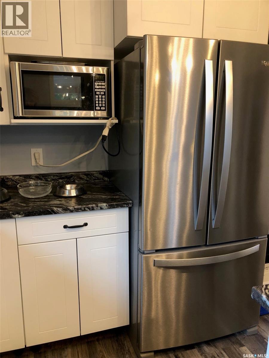 230 2nd Avenue W, Canora, Saskatchewan  S0A 0L0 - Photo 14 - SK009449