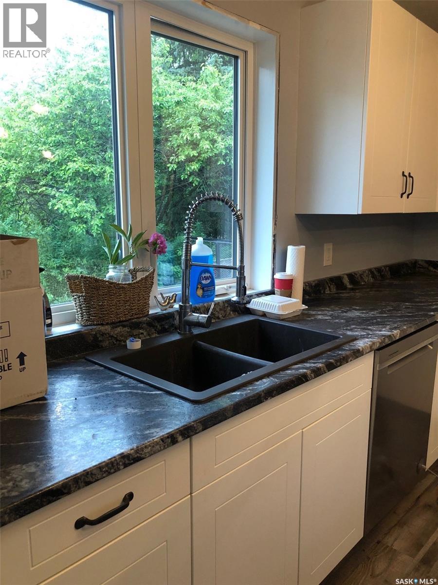 230 2nd Avenue W, Canora, Saskatchewan  S0A 0L0 - Photo 16 - SK009449