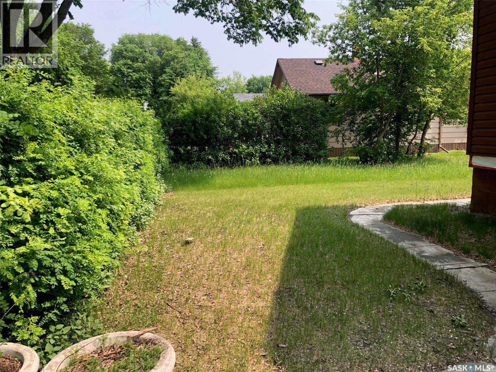 230 2nd Avenue W, Canora, Saskatchewan  S0A 0L0 - Photo 4 - SK009449