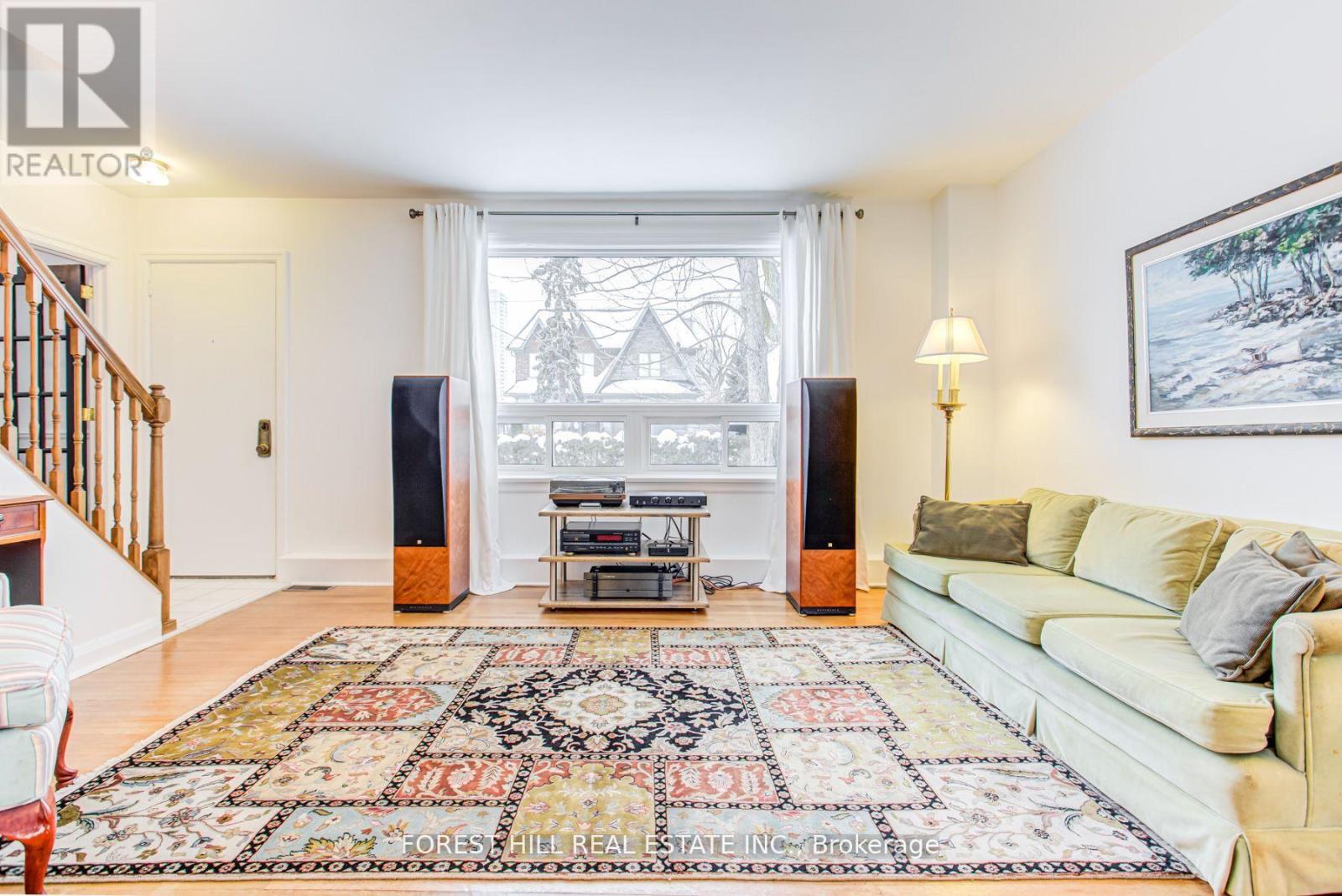 63 MOORE PARK AVENUE, toronto (newtonbrook west), Ontario