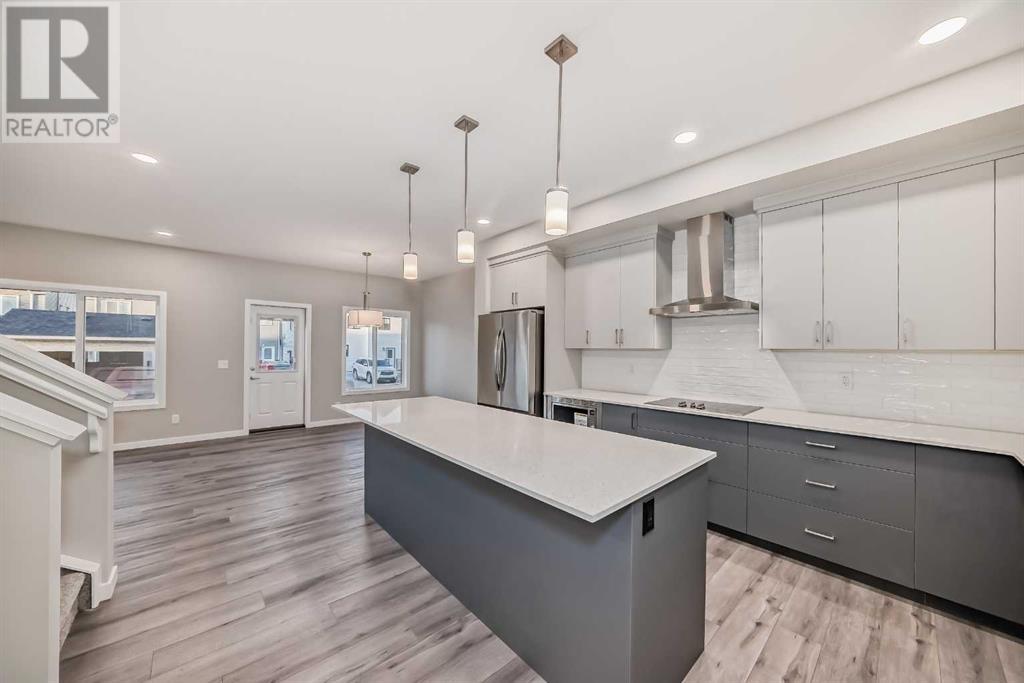 Property at 297 Homestead Crescent NE image 4