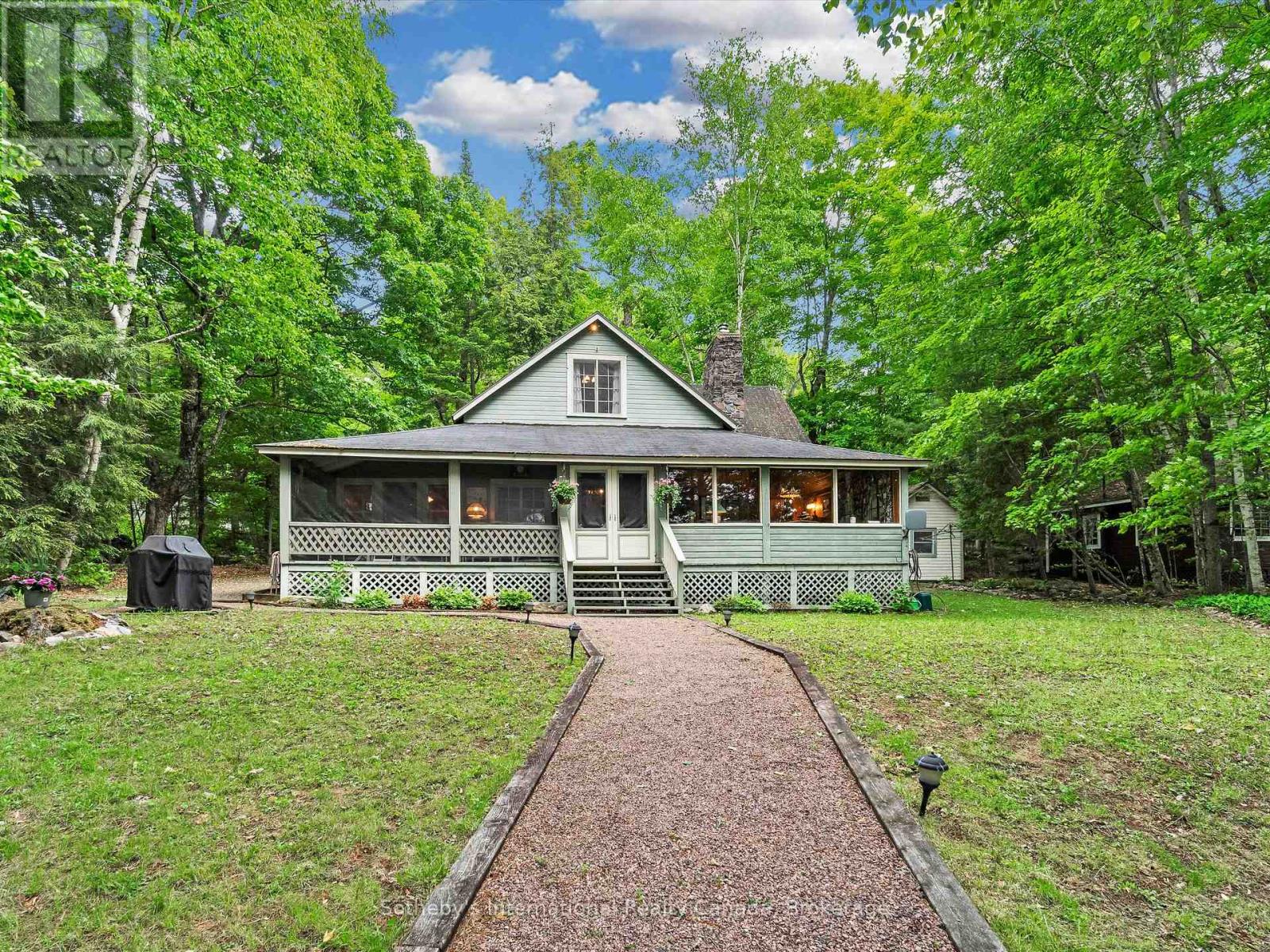 1507 Old Hwy 117, Lake Of Bays, Ontario  P0B 1A0 - Photo 3 - X12217396