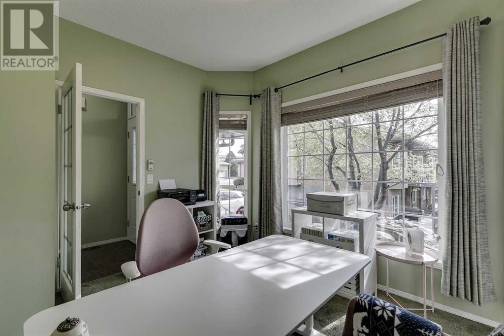 292 Shannon Estates Terrace Sw, Calgary, Alberta  T2Y 4C5 - Photo 10 - A2221225