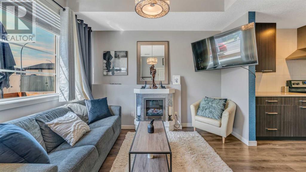 Property at 415 Saddlemont Boulevard NE image 5