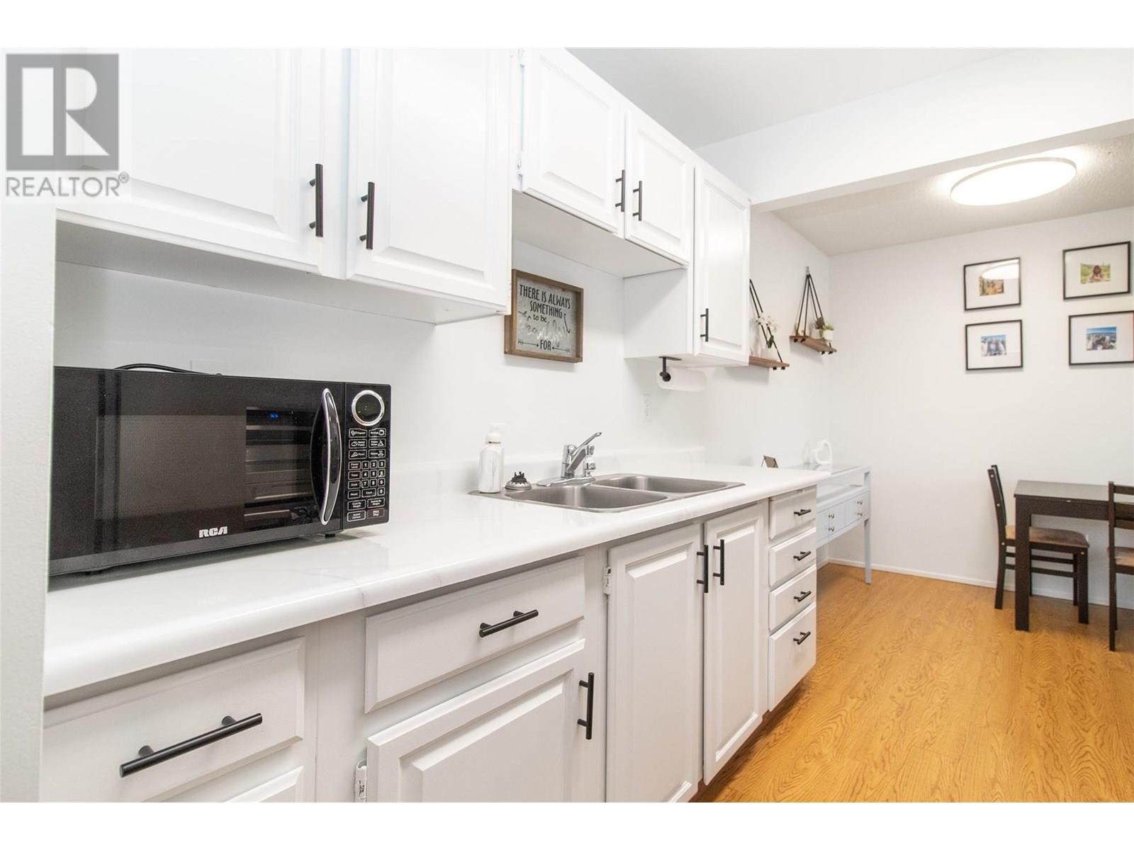 2085 Gordon Drive Unit# 204, Kelowna, British Columbia  V1Y 8S1 - Photo 16 - 10352198