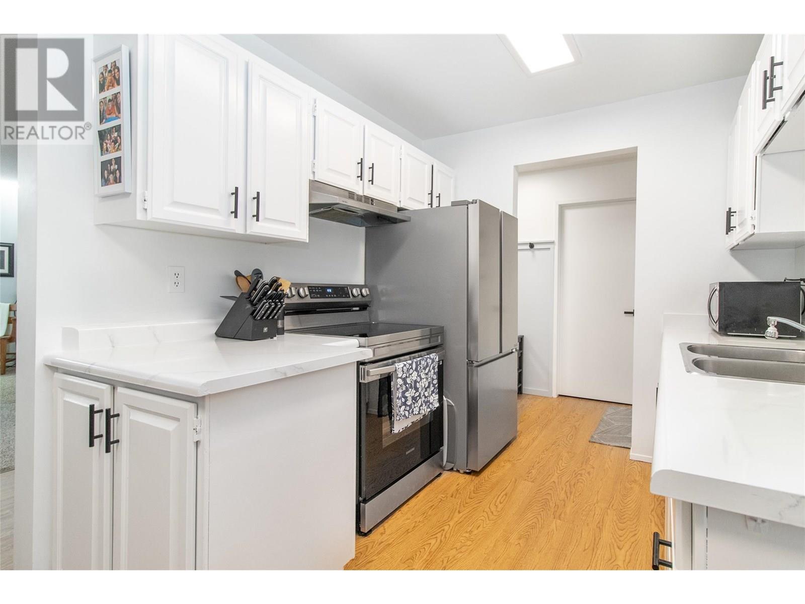 2085 Gordon Drive Unit# 204, Kelowna, British Columbia  V1Y 8S1 - Photo 18 - 10352198