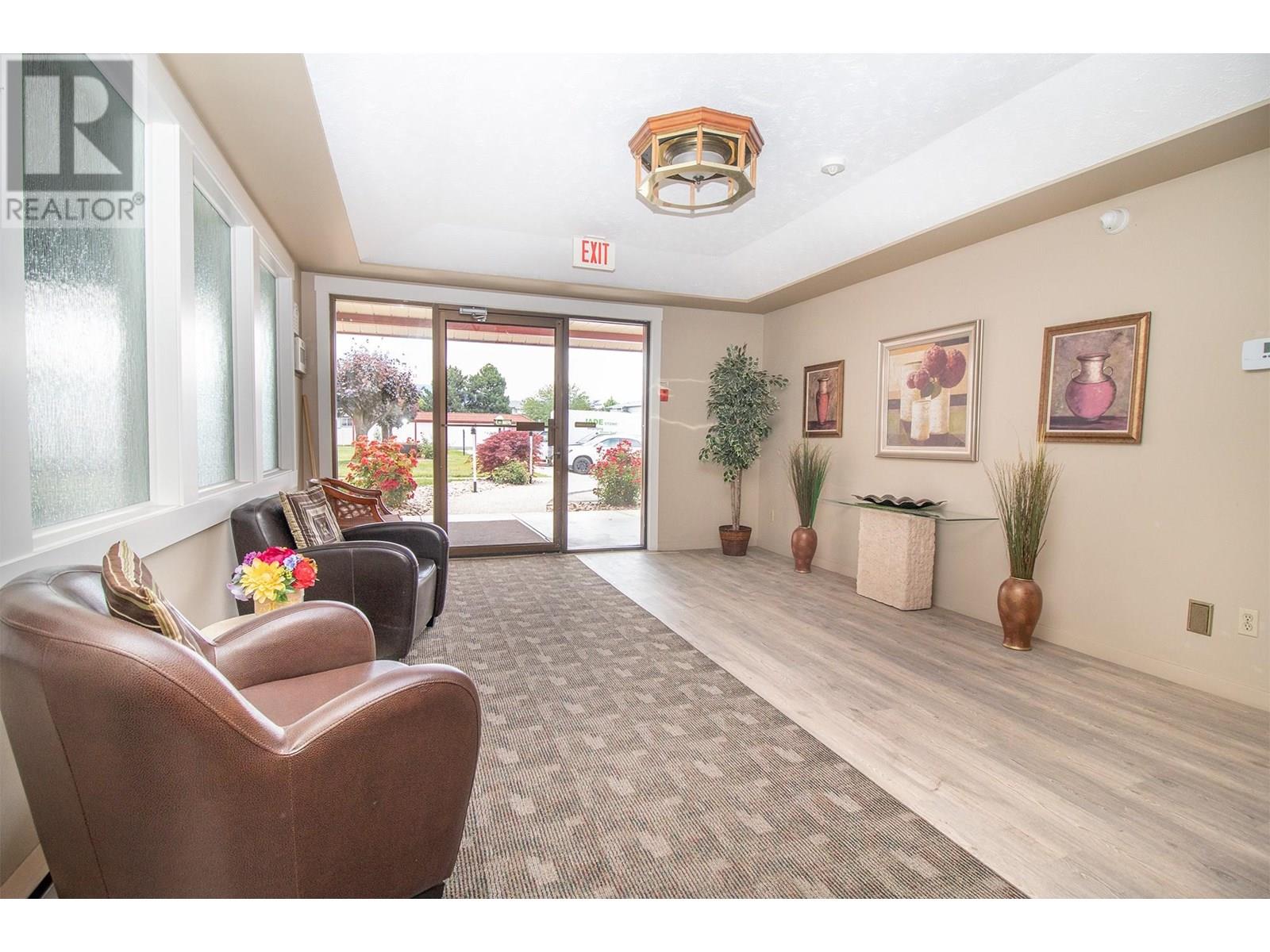 2085 Gordon Drive Unit# 204, Kelowna, British Columbia  V1Y 8S1 - Photo 31 - 10352198