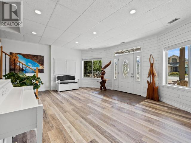 Property at 3601 NAVATANEE Drive image 4