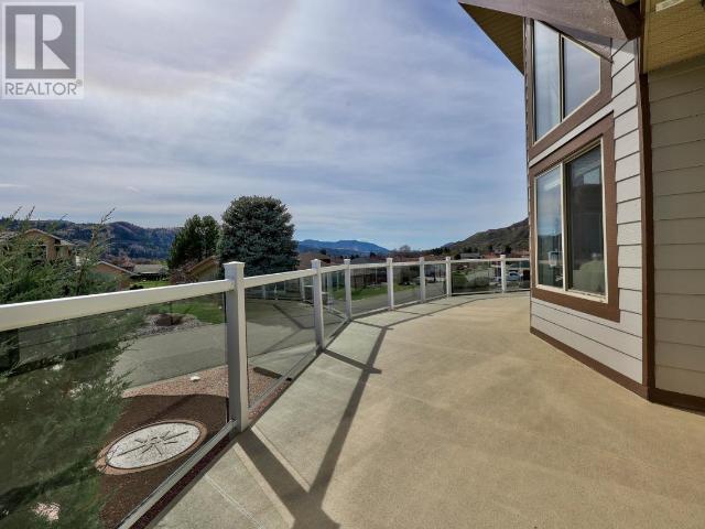 3601 Navatanee Drive, Kamloops, British Columbia  V2H 1S1 - Photo 16 - 10352221