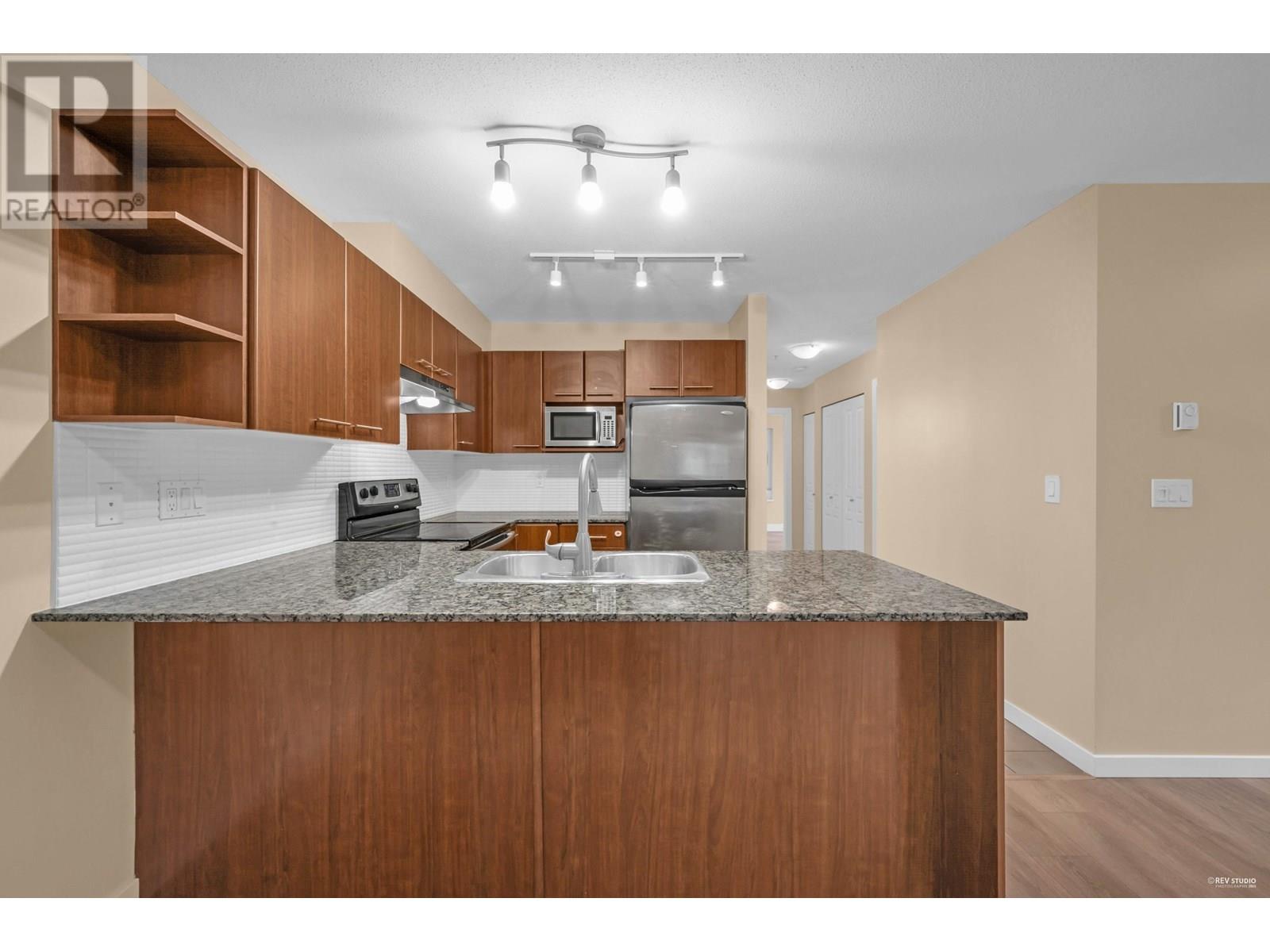 104 4728 Brentwood Drive, Burnaby, British Columbia  V5C 0G2 - Photo 11 - R3015375