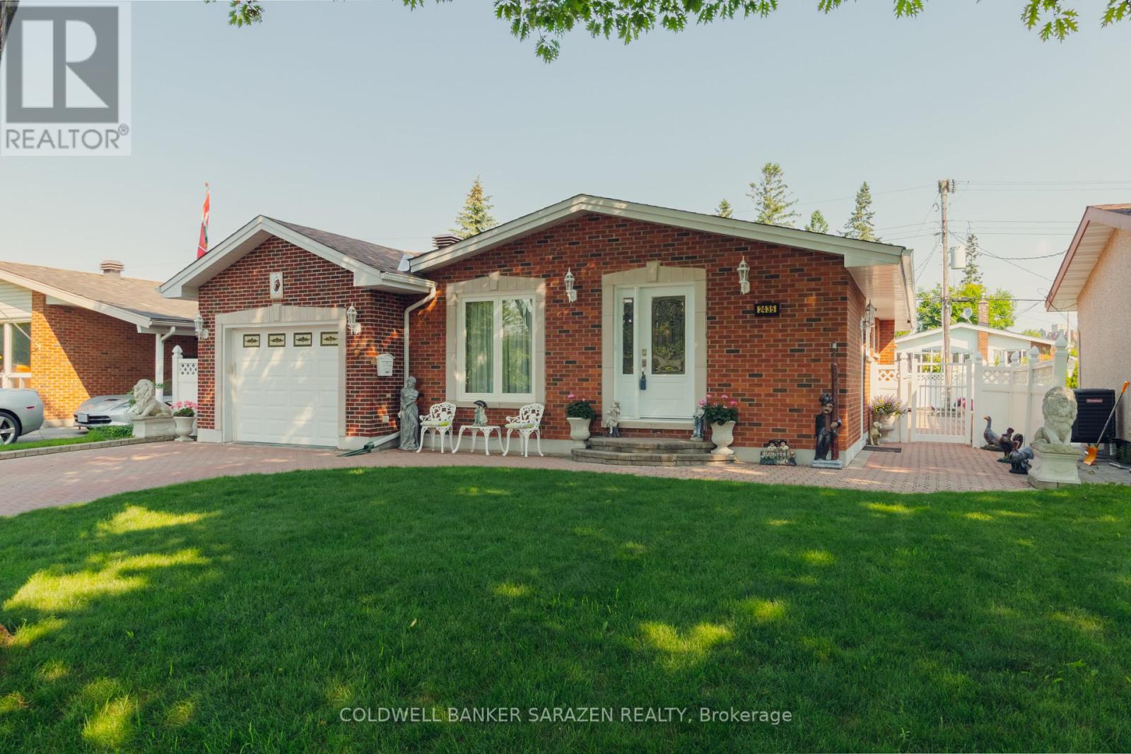 2435 Heaton Avenue, Ottawa, Ontario  K1G 1J1 - Photo 3 - X12002072