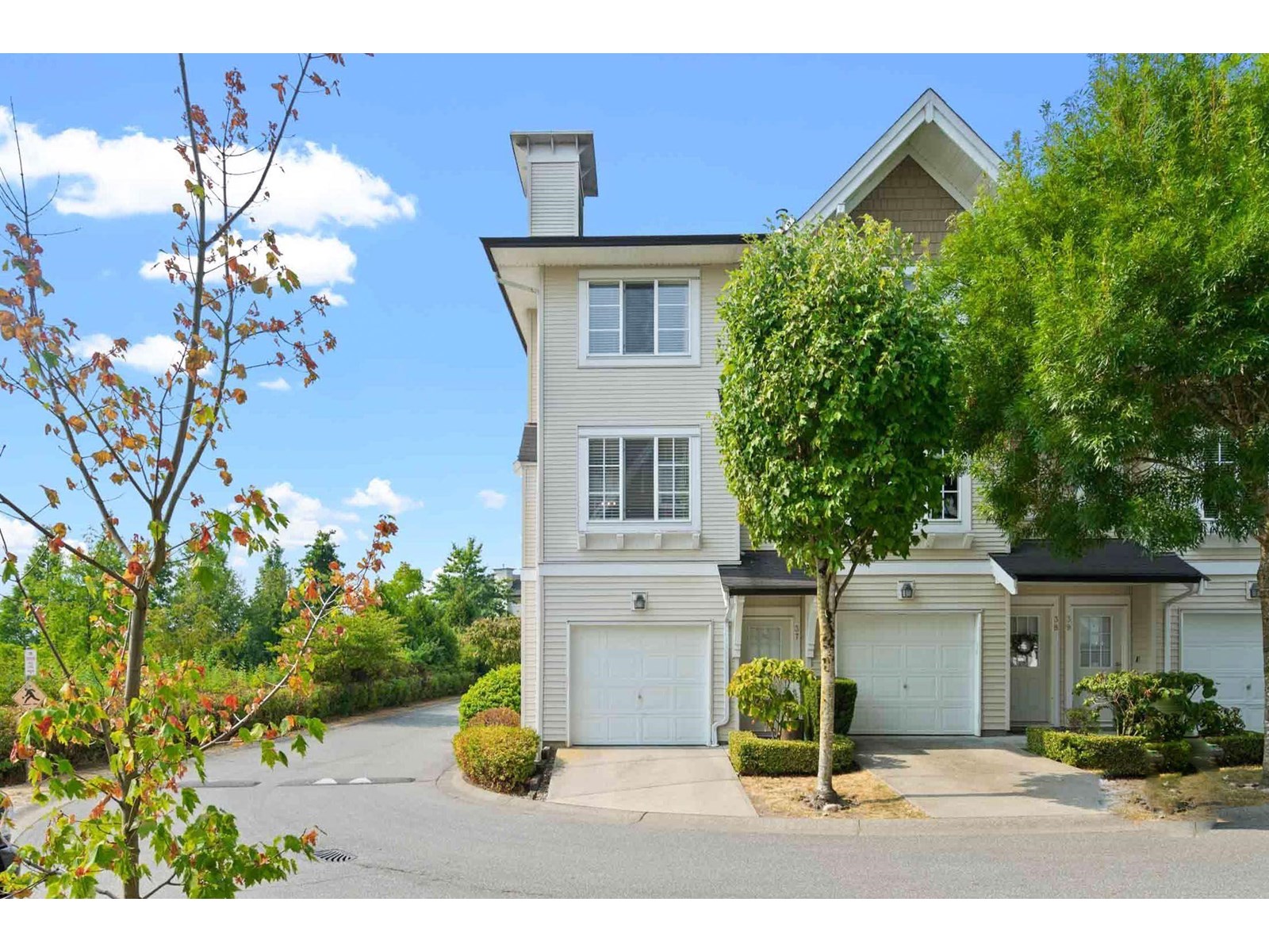 37 20560 66 AVENUE, langley, British Columbia