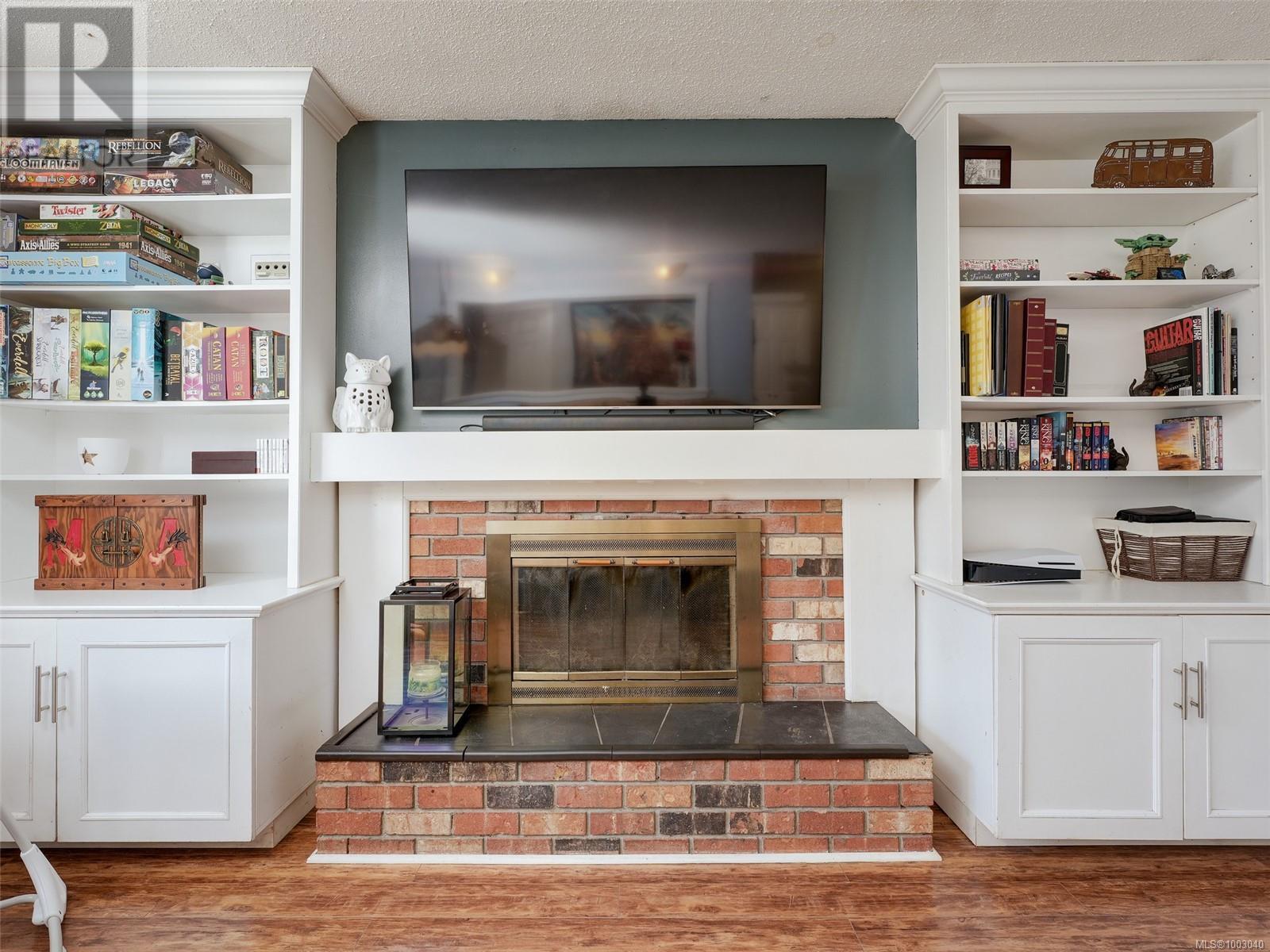 Property at 2670 Claude Rd image 4