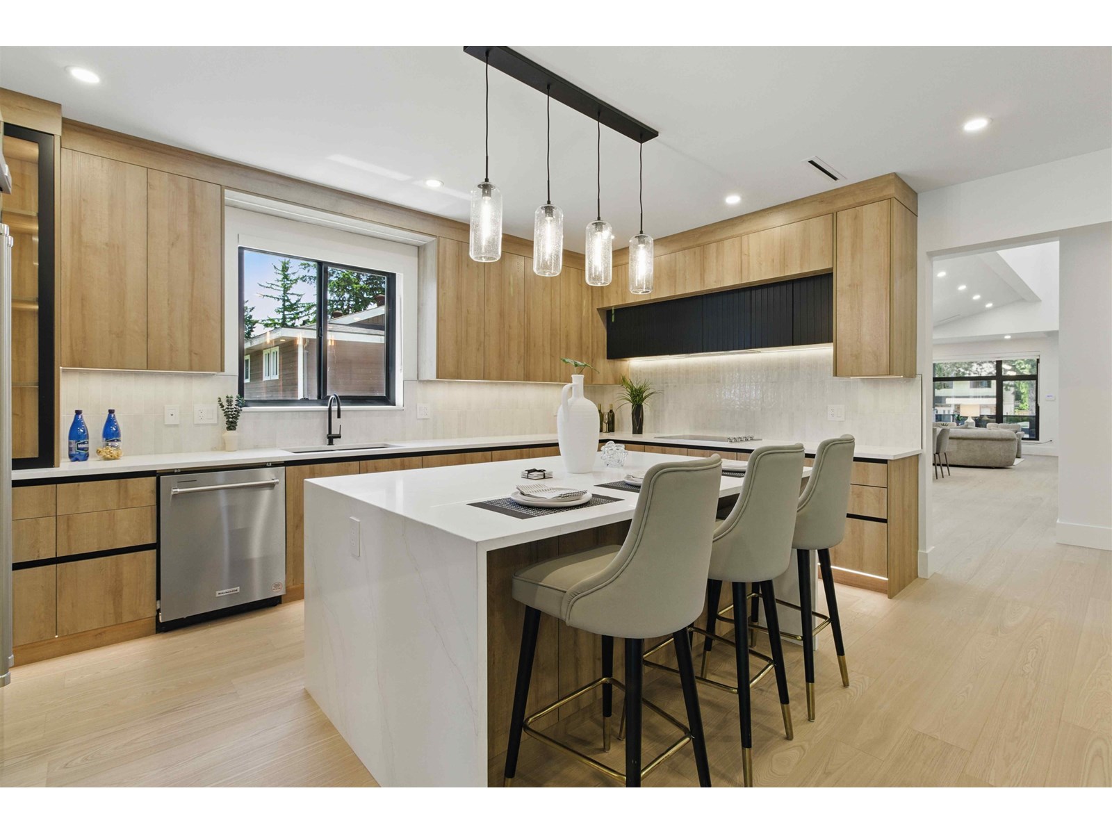 6076 172 Street, Surrey, British Columbia  V3S 3Z7 - Photo 9 - R3015384