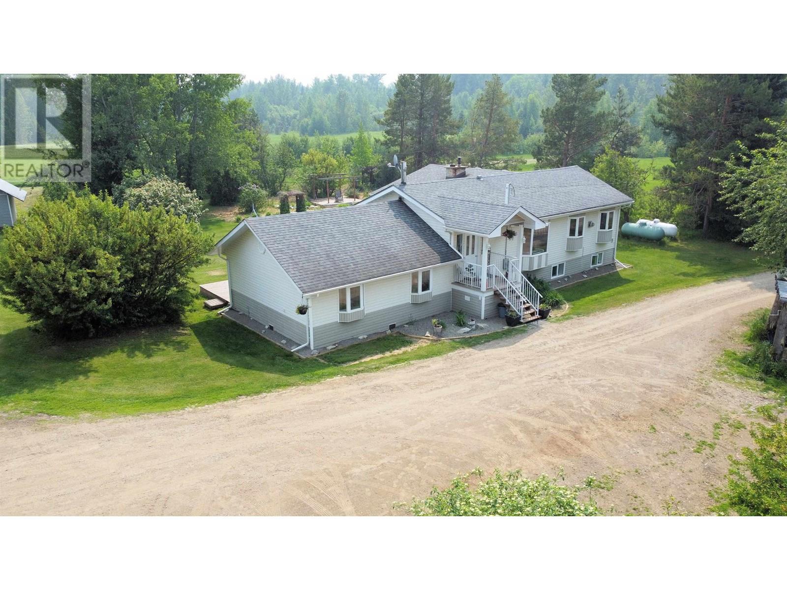 14940 Robinson Road, Prince George, British Columbia  V2K 5K9 - Photo 2 - R3015394