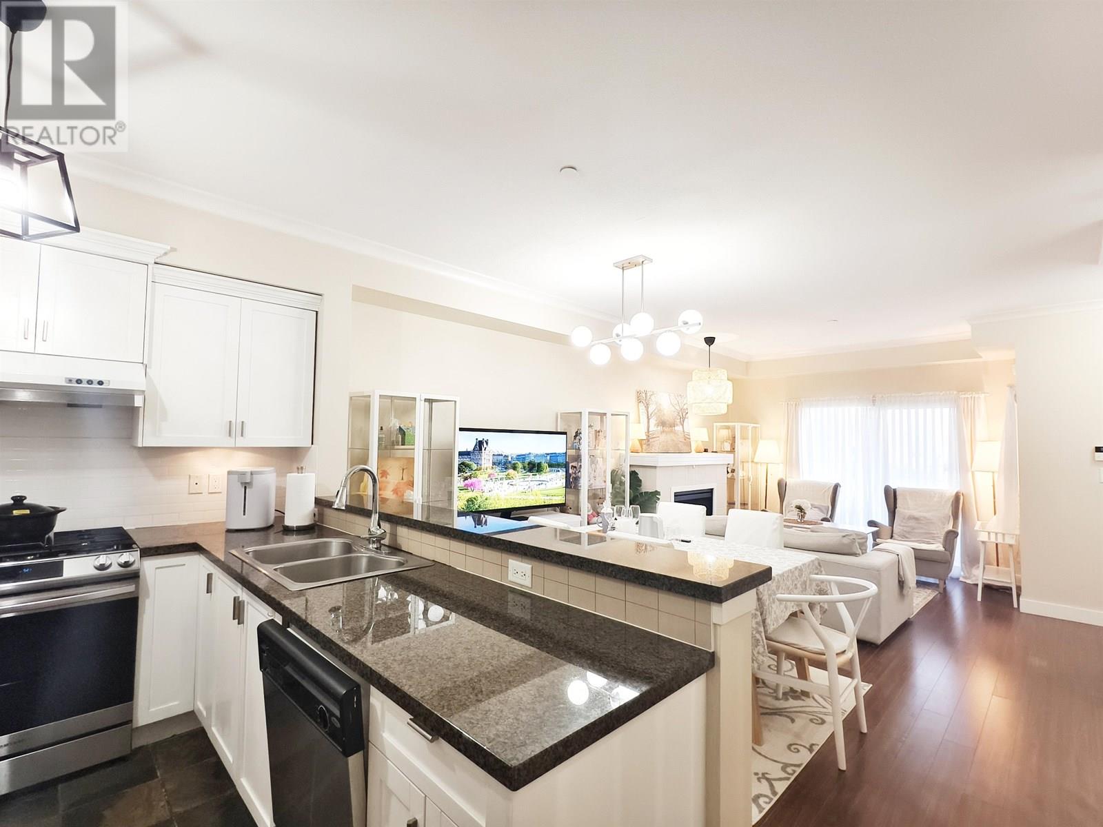 58 7388 Macpherson Avenue, Burnaby, British Columbia  V5J 0A1 - Photo 5 - R2993363