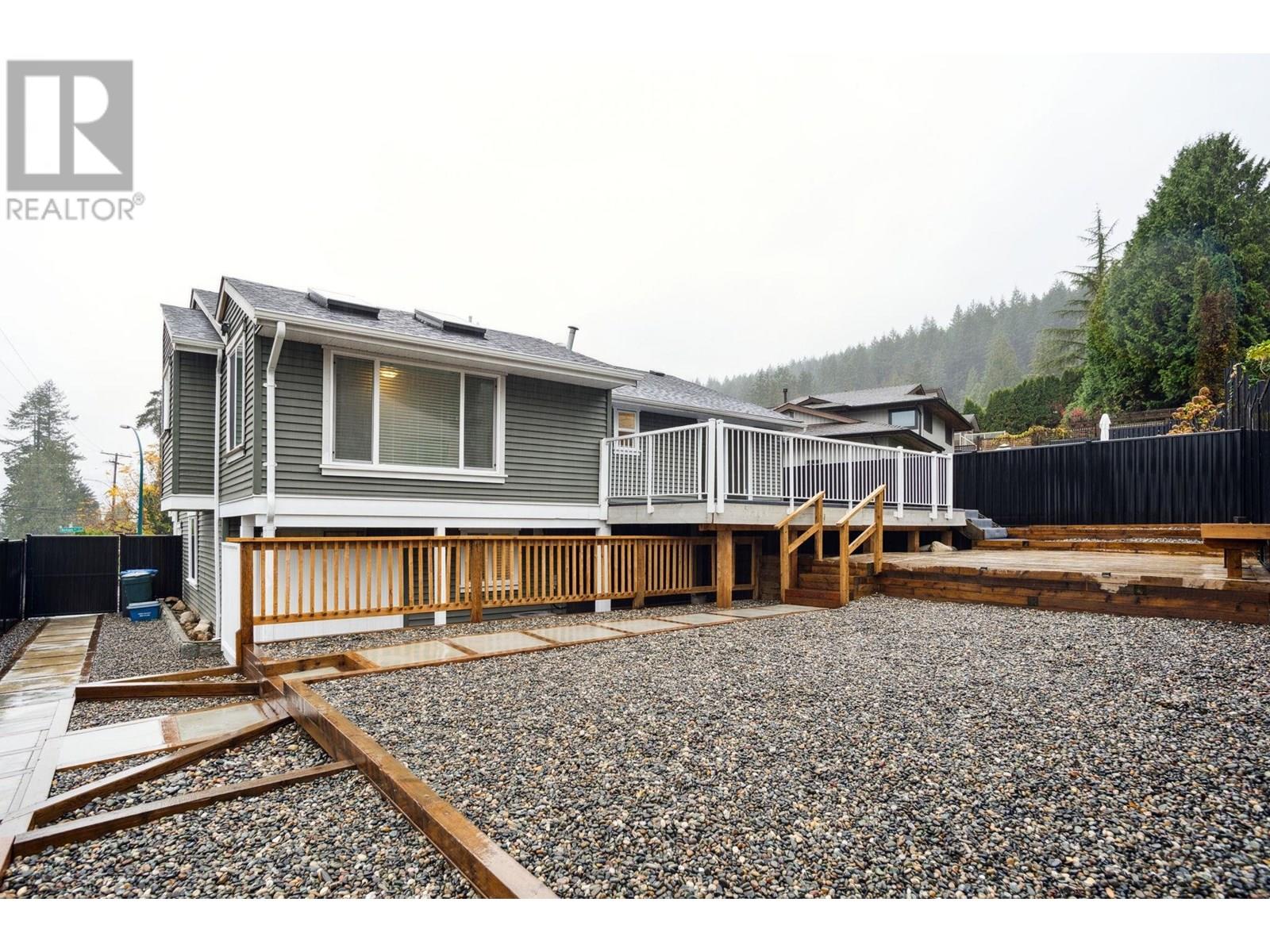 2 Benson Drive, Port Moody, British Columbia  V3H 3P7 - Photo 18 - R3015312