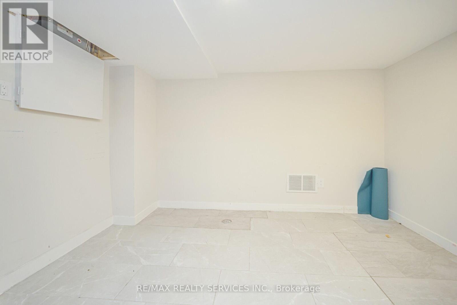 191 Deane Avenue, Oakville, Ontario  L6K 1N4 - Photo 35 - W12204428