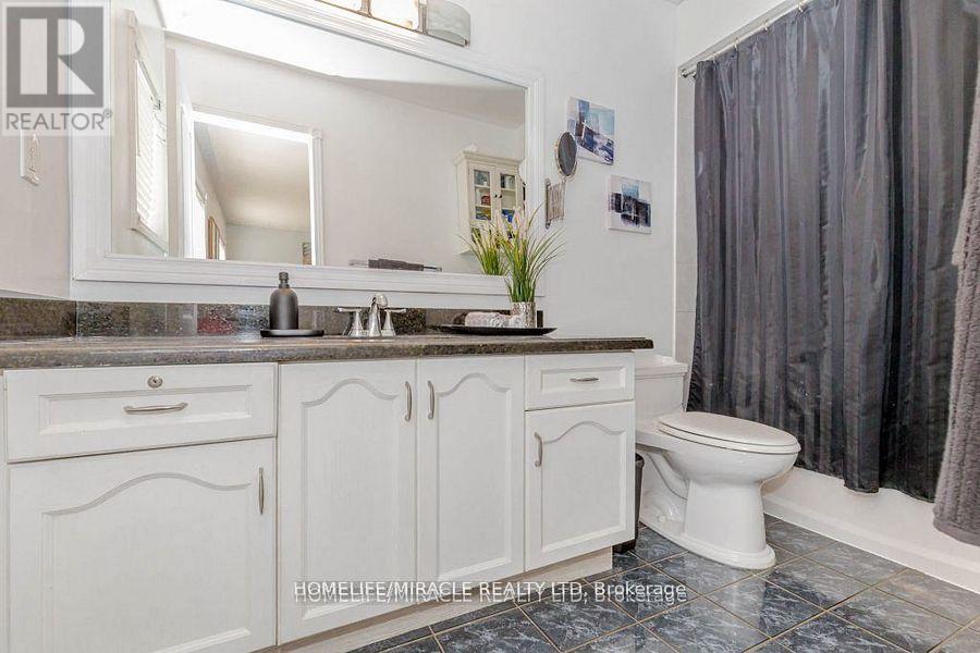38 Heartleaf Crescent, Brampton, Ontario  L7A 2B7 - Photo 29 - W12130500
