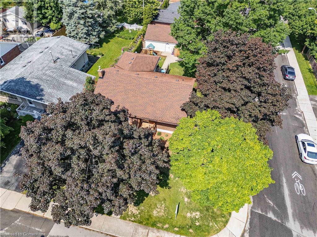 2 WEST 22ND Street, Hamilton, Ontario