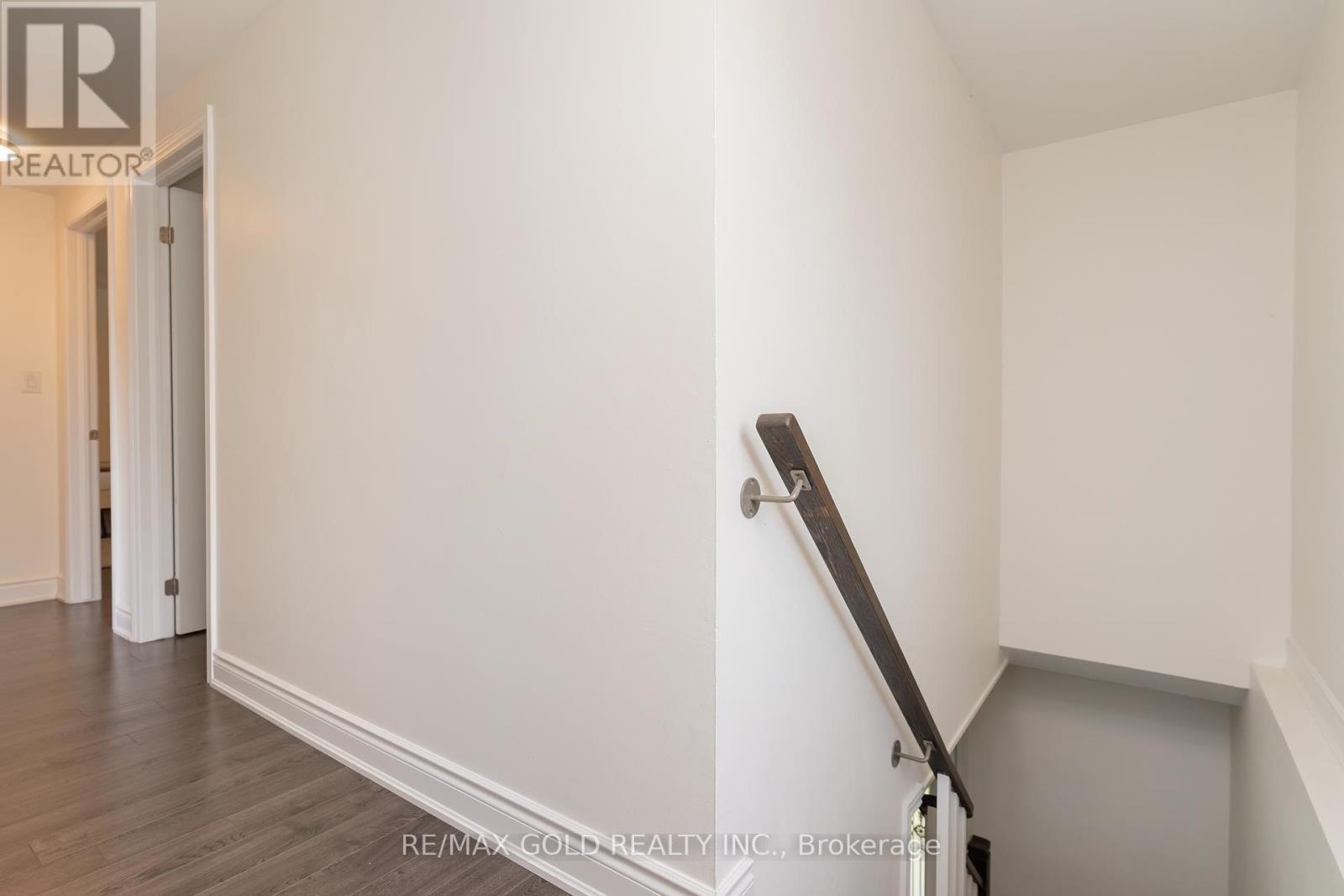 28 Earlton Court, Brampton (Southgate), Ontario  L6T 2B8 - Photo 21 - W12218749