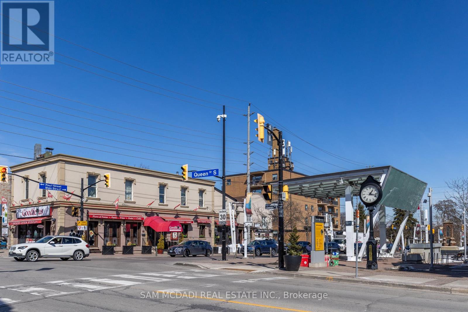 24 - 10 Lunar Crescent, Mississauga (Streetsville), Ontario  L5M 2P6 - Photo 44 - W12218805
