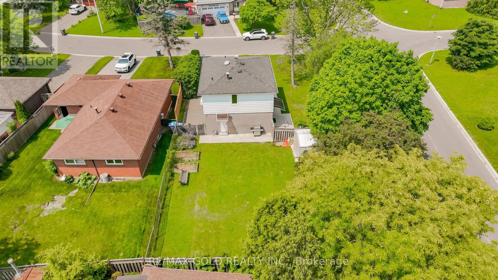 28 Earlton Court, Brampton (Southgate), Ontario  L6T 2B8 - Photo 42 - W12218749