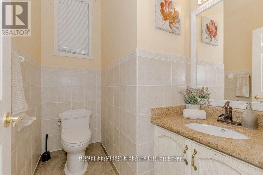 38 Heartleaf Crescent, Brampton, Ontario  L7A 2B7 - Photo 24 - W12130500
