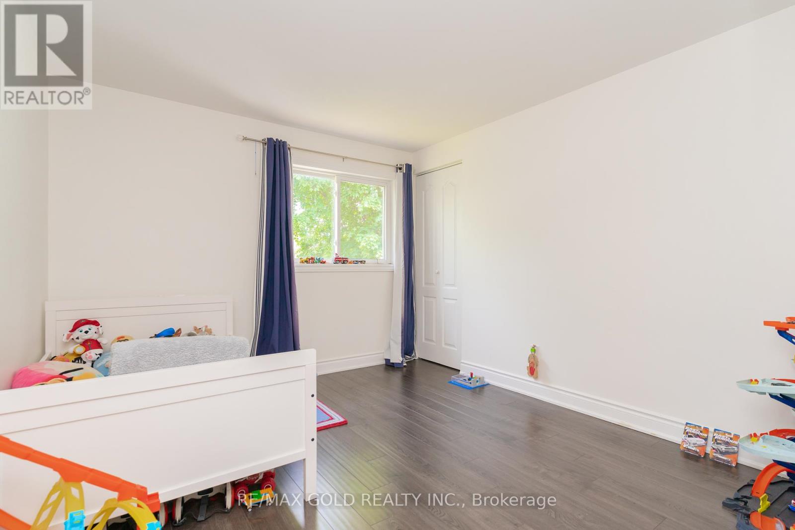 28 Earlton Court, Brampton (Southgate), Ontario  L6T 2B8 - Photo 28 - W12218749