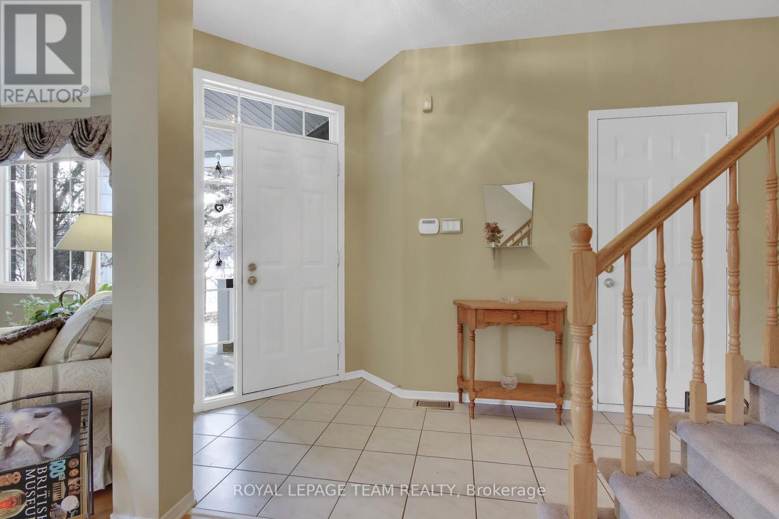 2 Inverary Drive, Ottawa, Ontario  K2K 2R9 - Photo 7 - X11940000