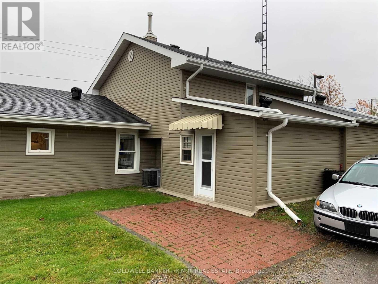 UPPER - 990 TAUNTON CROSS E, Whitby, Ontario