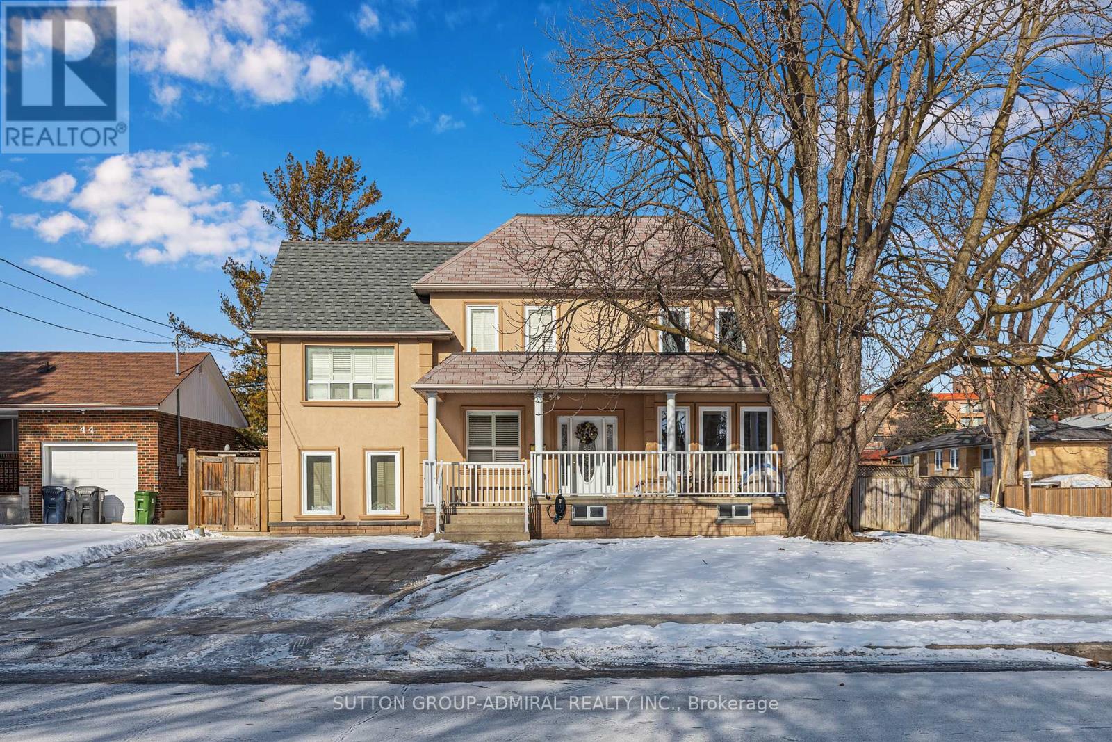 42 GLEN LONG AVENUE, Toronto, Ontario