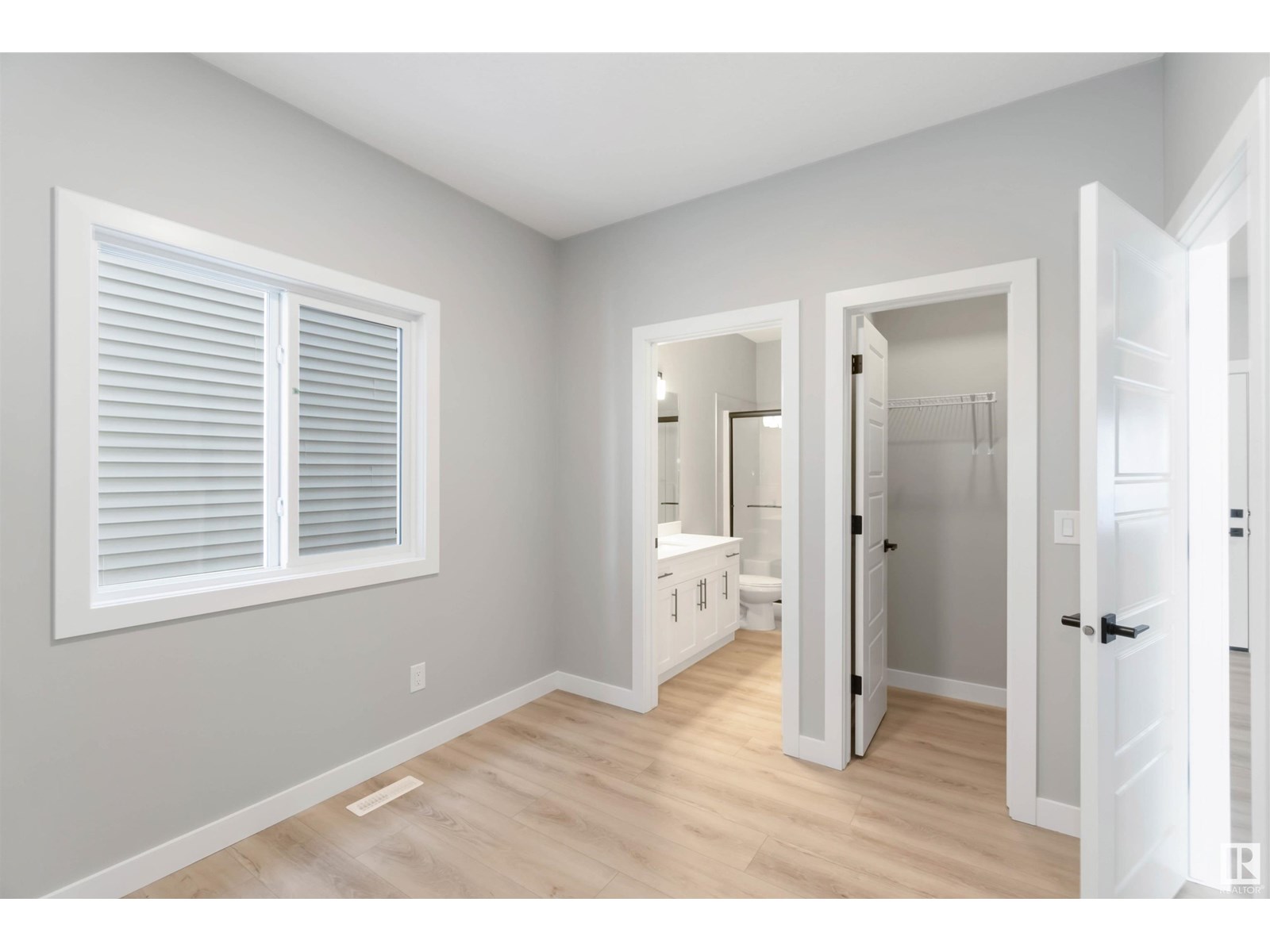 Property at 24 Meadowbrook WY image 1