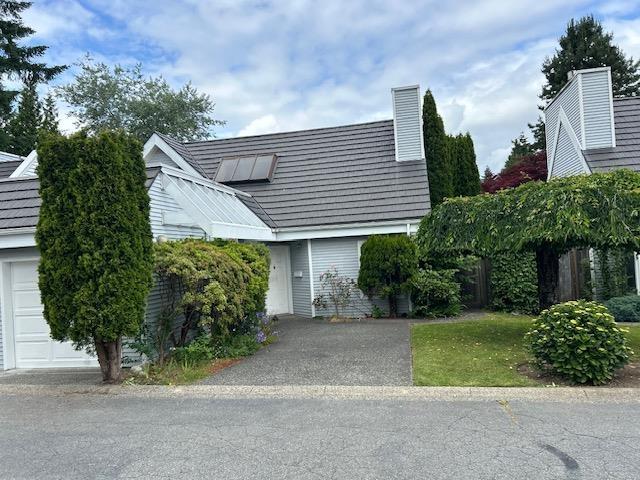 9 9785 152b Street, Surrey, British Columbia  V3R 9W2 - Photo 2 - R3014668