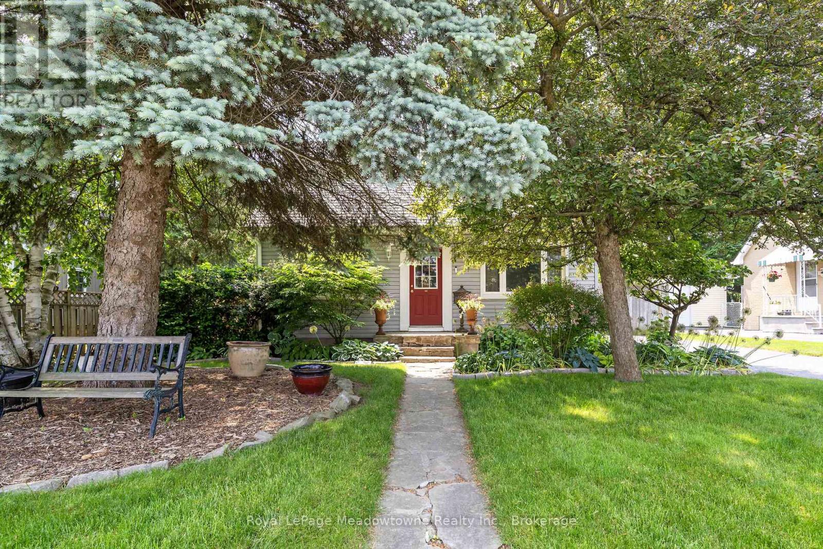 Property at 24 DELREX BOULEVARD image 3