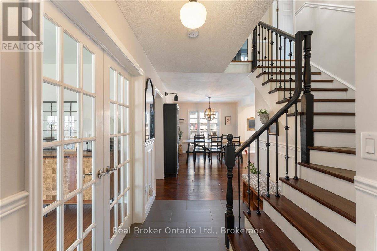 Property at 8 JEANETTE AVENUE image 4