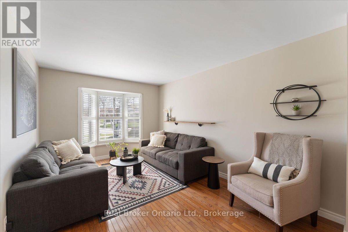 Property at 8 JEANETTE AVENUE image 5