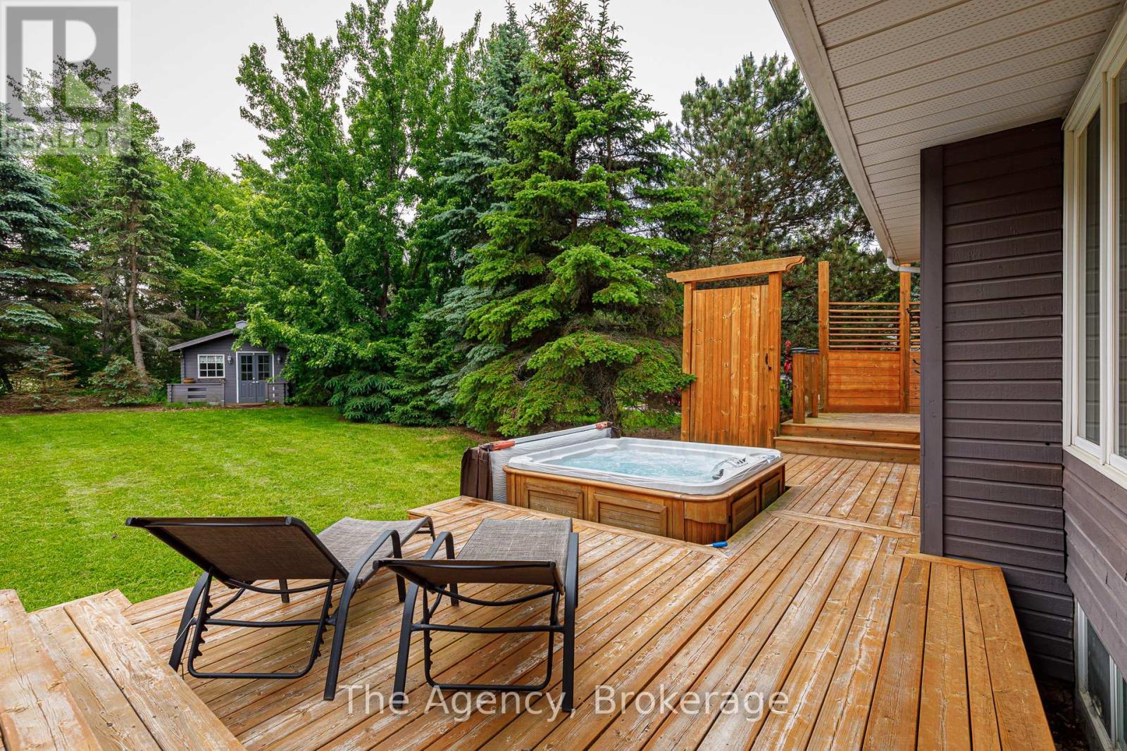 136 Grand Cypress Lane, Blue Mountains, Ontario  L9Y 0K7 - Photo 20 - X12220295