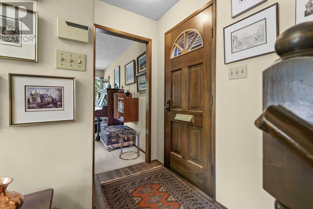 Property at 230 19 Avenue NW image 5