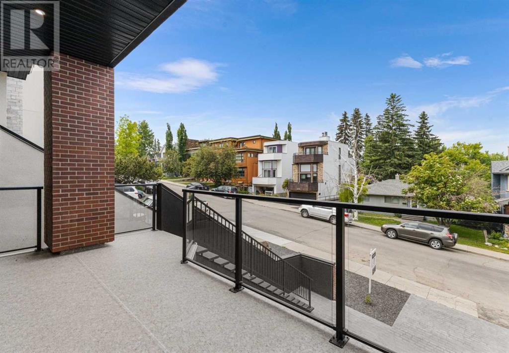 Property at 2017 28 Avenue SW image 3