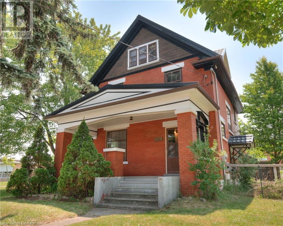 235 HOFFMAN Street, Kitchener, Ontario
